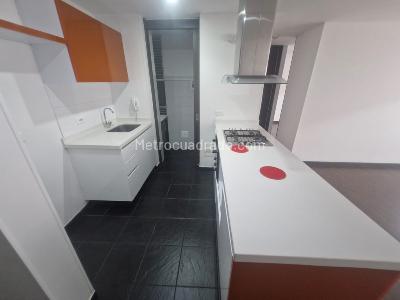 Apartaestudio en arriendo en Caobos Salazar, Bogotá, 50 m² · foto 11 de 20