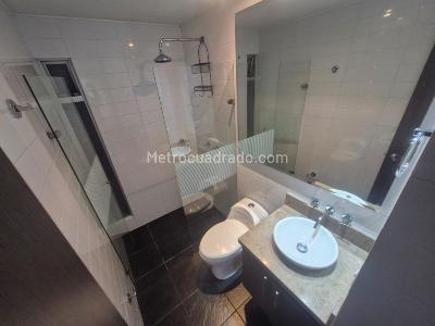Apartaestudio en arriendo en Caobos Salazar, Bogotá, 50 m² · foto 15 de 20