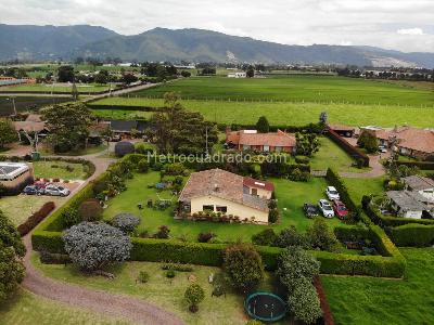Casa de 3 alcobas en venta en Guaymaral, Bogotá, 1600 m² · foto 19 de 19
