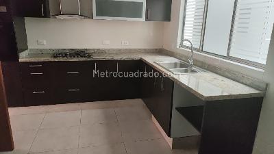 Apartamento de 3 alcobas en venta en Molinos Norte, Bogotá, 150 m² · foto 10 de 14