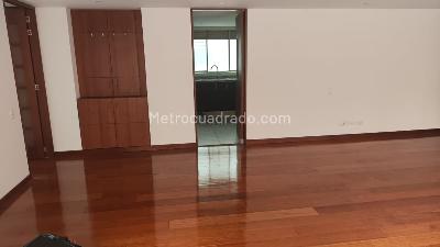 Apartamento de 3 alcobas en venta en Molinos Norte, Bogotá, 150 m² · foto 4 de 14