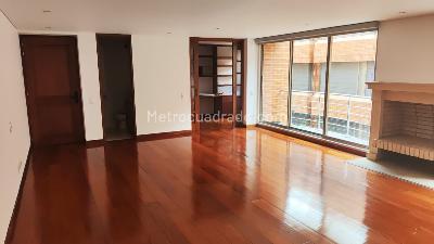 Apartamento de 3 alcobas en venta en Molinos Norte, Bogotá, 150 m² · foto 2 de 14