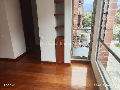 Apartamento de 3 alcobas en venta en Molinos Norte, Bogotá, 150 m² · foto 11 de 14