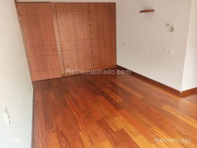 Apartamento de 3 alcobas en venta en Molinos Norte, Bogotá, 150 m² · foto 7 de 14
