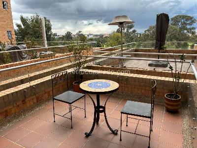 Apartamento de 2 alcobas en venta en Club De Los Lagartos, Bogotá, 90 m² · foto 2 de 20