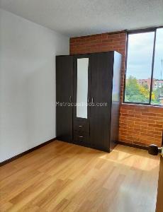 Apartamento en venta en Suba Pinar, Bogotá · foto 2 de 15