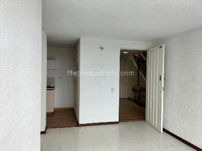 Apartamento en venta en Suba Pinar, Bogotá · foto 4 de 15