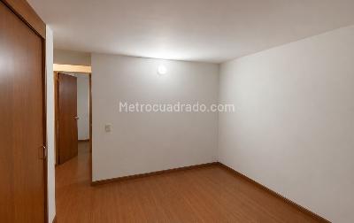 Apartamento de 3 alcobas en venta en Prado Veraniego Norte, Bogotá, 68 m² · foto 10 de 13