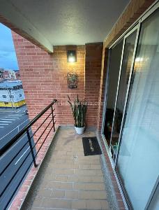 Apartamento de 3 alcobas en venta en Prado Veraniego Norte, Bogotá, 68 m² · foto 4 de 13