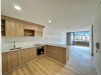 Apartamento en venta en Santa Barbara, Bogotá · foto 3 de 20