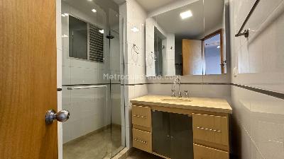 Apartaestudio en arriendo en Parque Del Virrey, Bogotá · foto 13 de 15