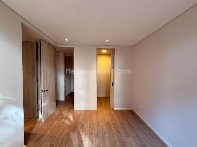 Apartamento de 2 alcobas en arriendo en Pasadena, Bogotá, 81 m² · foto 11 de 16