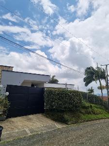 Casa en venta en Condina, Pereira · foto 3 de 18