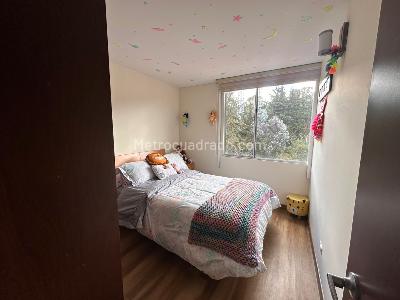 Apartamento de 3 alcobas en venta en San Jose De Bavaria, Bogotá, 97 m² · foto 4 de 13