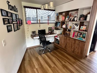 Apartamento de 3 alcobas en venta en San Jose De Bavaria, Bogotá, 97 m² · foto 5 de 13