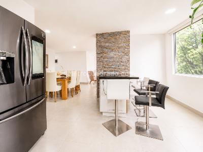 Apartamento de 4 alcobas en venta en Laureles, Medellín, 121 m² · foto 8 de 11