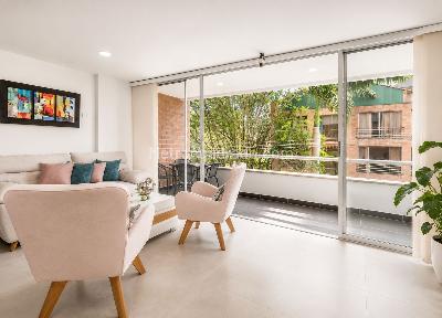Apartamento de 4 alcobas en venta en Laureles, Medellín, 121 m² · foto 11 de 11