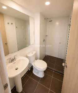 Apartamento de 3 alcobas en venta en Niquia, Bello, 71 m² · foto 9 de 11