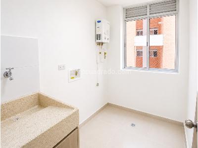 Apartamento de 3 alcobas en venta en La Colina, Medellín, 84 m² · foto 11 de 20