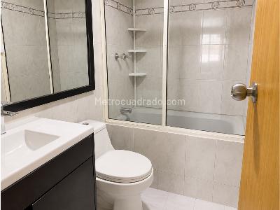 Apartamento en venta en Belen, Medellín · foto 8 de 12