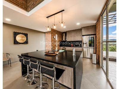 Casa de 4 alcobas en venta en Santa Elena, Medellín · foto 8 de 20