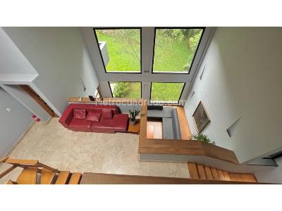 Casa de 4 alcobas en venta en El Poblado, Medellín, 1075 m² · foto 8 de 20