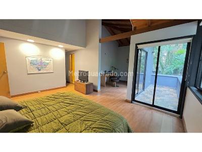 Casa de 4 alcobas en venta en El Poblado, Medellín, 1075 m² · foto 10 de 20