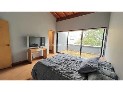 Casa de 4 alcobas en venta en El Poblado, Medellín, 1075 m² · foto 11 de 20