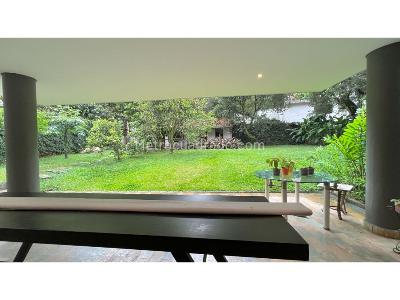 Casa de 4 alcobas en venta en El Poblado, Medellín, 1075 m² · foto 18 de 20