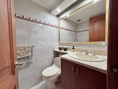 Apartamento en venta en Laureles, Medellín · foto 10 de 16