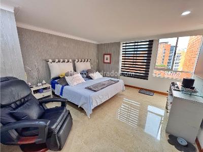 Apartamento en venta en Laureles, Medellín · foto 3 de 16