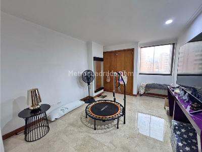 Apartamento en venta en Laureles, Medellín · foto 15 de 16
