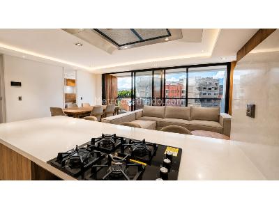 Apartamento de 3 alcobas en venta en Laureles, Medellín, 114 m² · foto 2 de 20