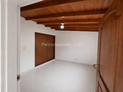 Casa de 5 alcobas en venta en Laureles, Medellín, 212 m² · foto 9 de 20