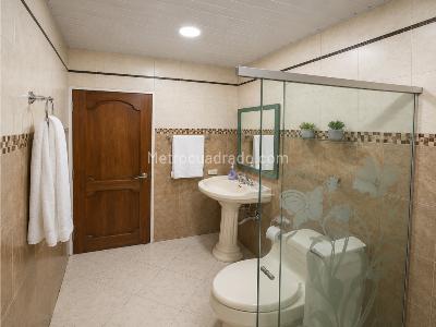 Casa de 5 alcobas en venta en Laureles, Medellín, 212 m² · foto 20 de 20