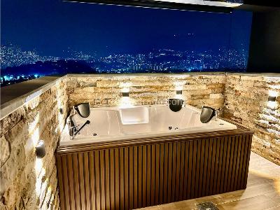 Apartamento de 3 alcobas en venta en Belen, Medellín, 140 m² · foto 5 de 19