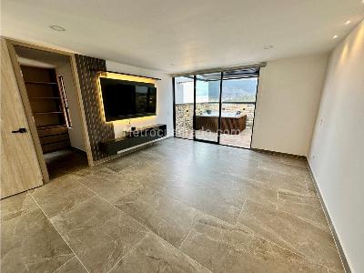 Apartamento de 3 alcobas en venta en Belen, Medellín, 140 m² · foto 8 de 19