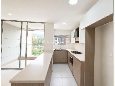 Apartamento en venta en Cumbres, Envigado · foto 3 de 13