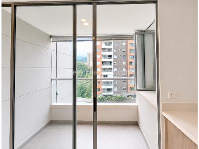 Apartamento en venta en Cumbres, Envigado · foto 4 de 13