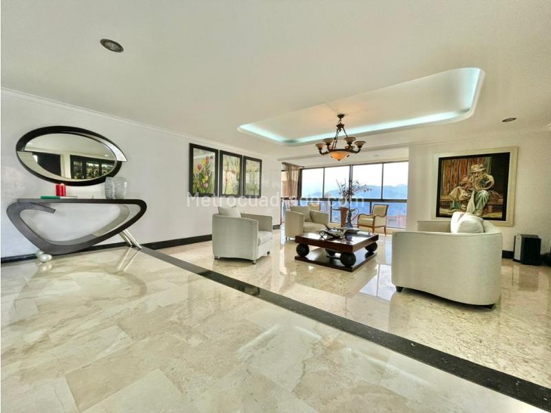 Furnished 4BR Apartment for Rent & Sale in El Poblado Los Balsos