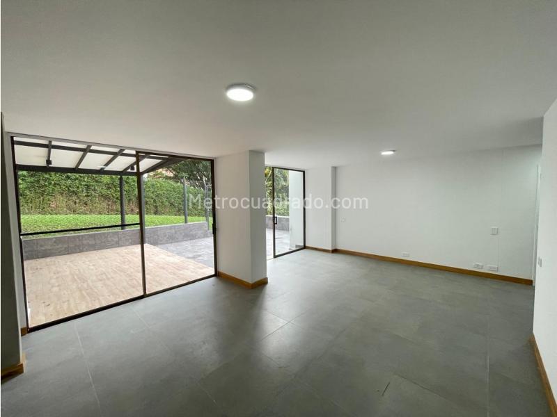 Casa amplia de 3 Alcobas con patio en El Poblado - 3