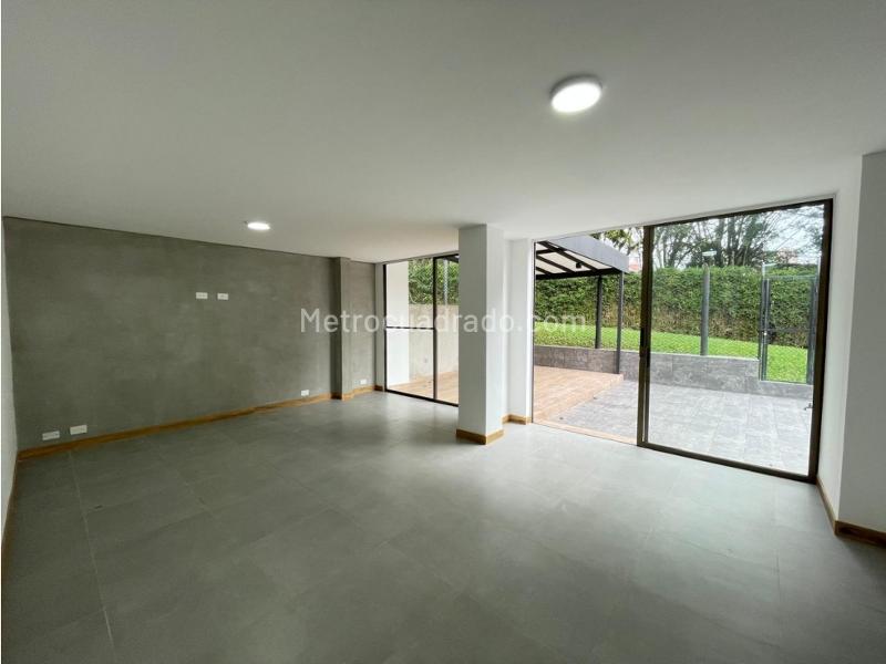 Casa amplia de 3 Alcobas con patio en El Poblado - 4