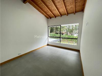 Casa de 3 alcobas en arriendo en San Lucas, Medellín, 164 m² · foto 17 de 20
