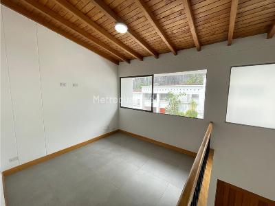 Casa de 3 alcobas en arriendo en San Lucas, Medellín, 164 m² · foto 19 de 20