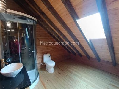Casa de 5 alcobas en arriendo en Vereda La Mosquita, Rionegro, 1300 m² · foto 17 de 20