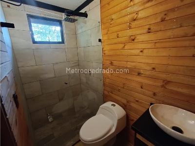 Casa de 5 alcobas en arriendo en Vereda La Mosquita, Rionegro, 1300 m² · foto 18 de 20