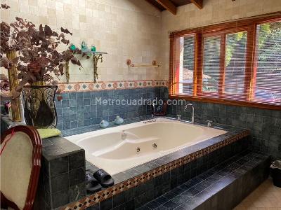 Casa de 5 alcobas en venta en Llanogrande, Rionegro, 700 m² · foto 15 de 20