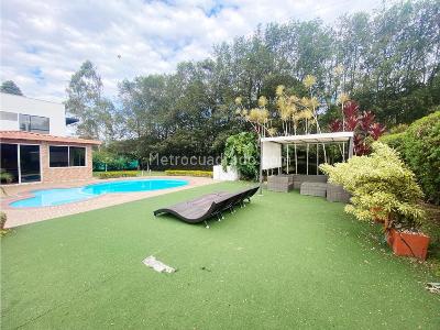 Casa de 5 alcobas en venta en Llanogrande, Rionegro, 1500 m² · foto 2 de 20