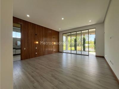 Casa de 4 alcobas en venta en Llanogrande, Rionegro, 600 m² · foto 11 de 17