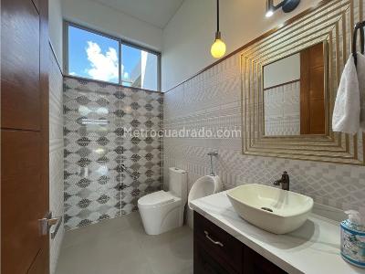 Casa de 4 alcobas en venta en Llanogrande, Rionegro, 600 m² · foto 13 de 17